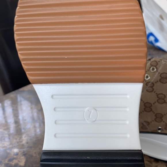 COPY - Wedge high tops - Picture 7 of 10